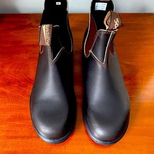 Blundstone 500 Original Boot, New in Box